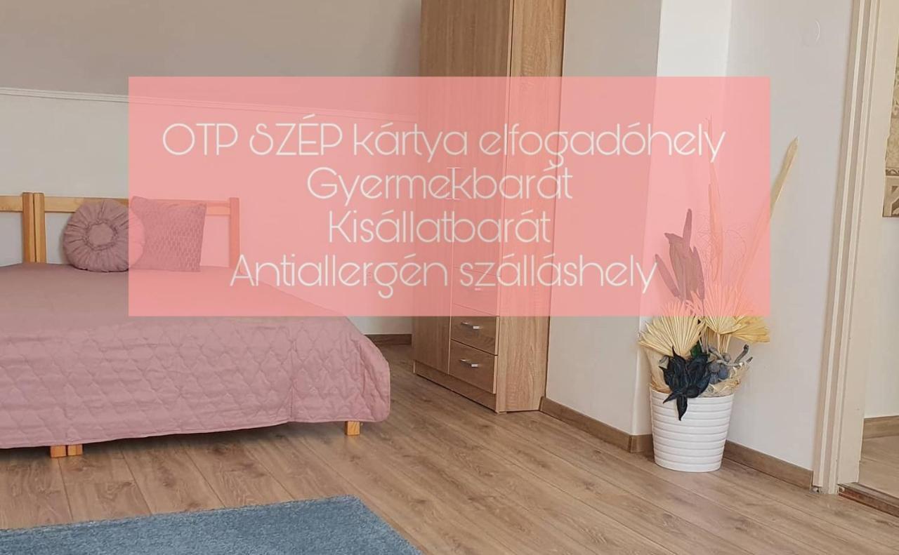 Ferienwohnung Pinkoczi Apartmanhaz Balatonalmádi Exterior foto