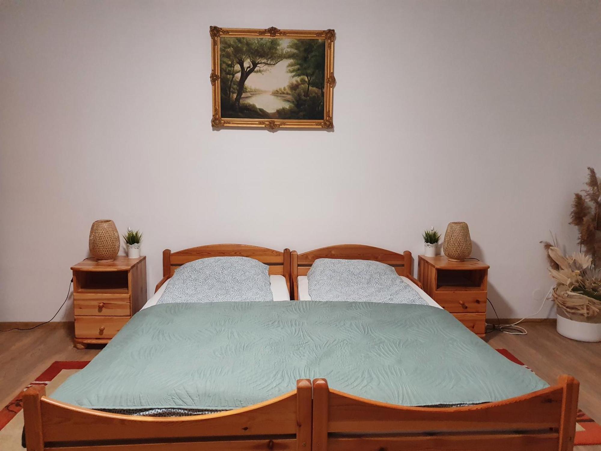 Ferienwohnung Pinkoczi Apartmanhaz Balatonalmádi Zimmer foto